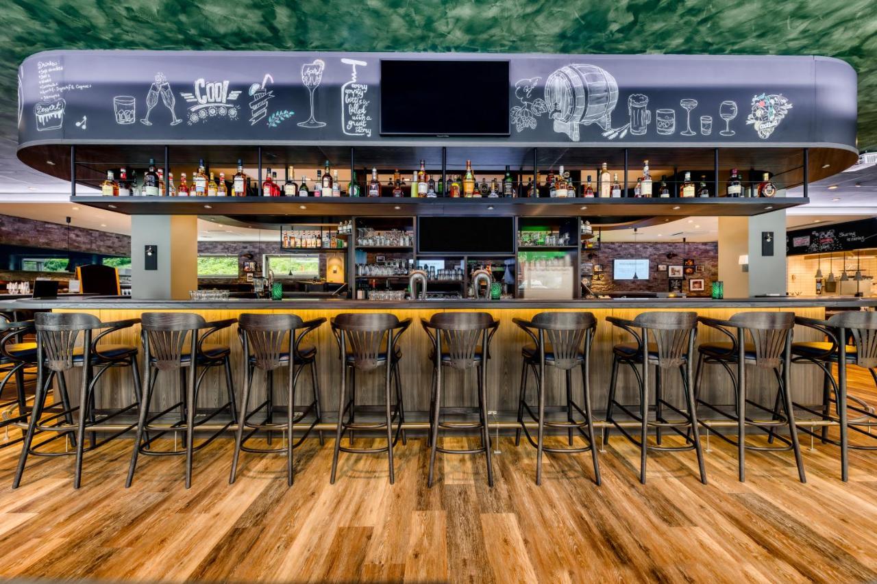 ホテル Ibis Styles Hamburg Barmbek エクステリア 写真