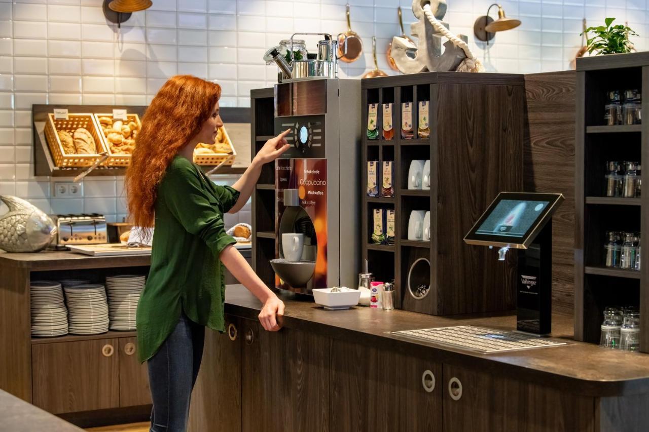 ホテル Ibis Styles Hamburg Barmbek エクステリア 写真