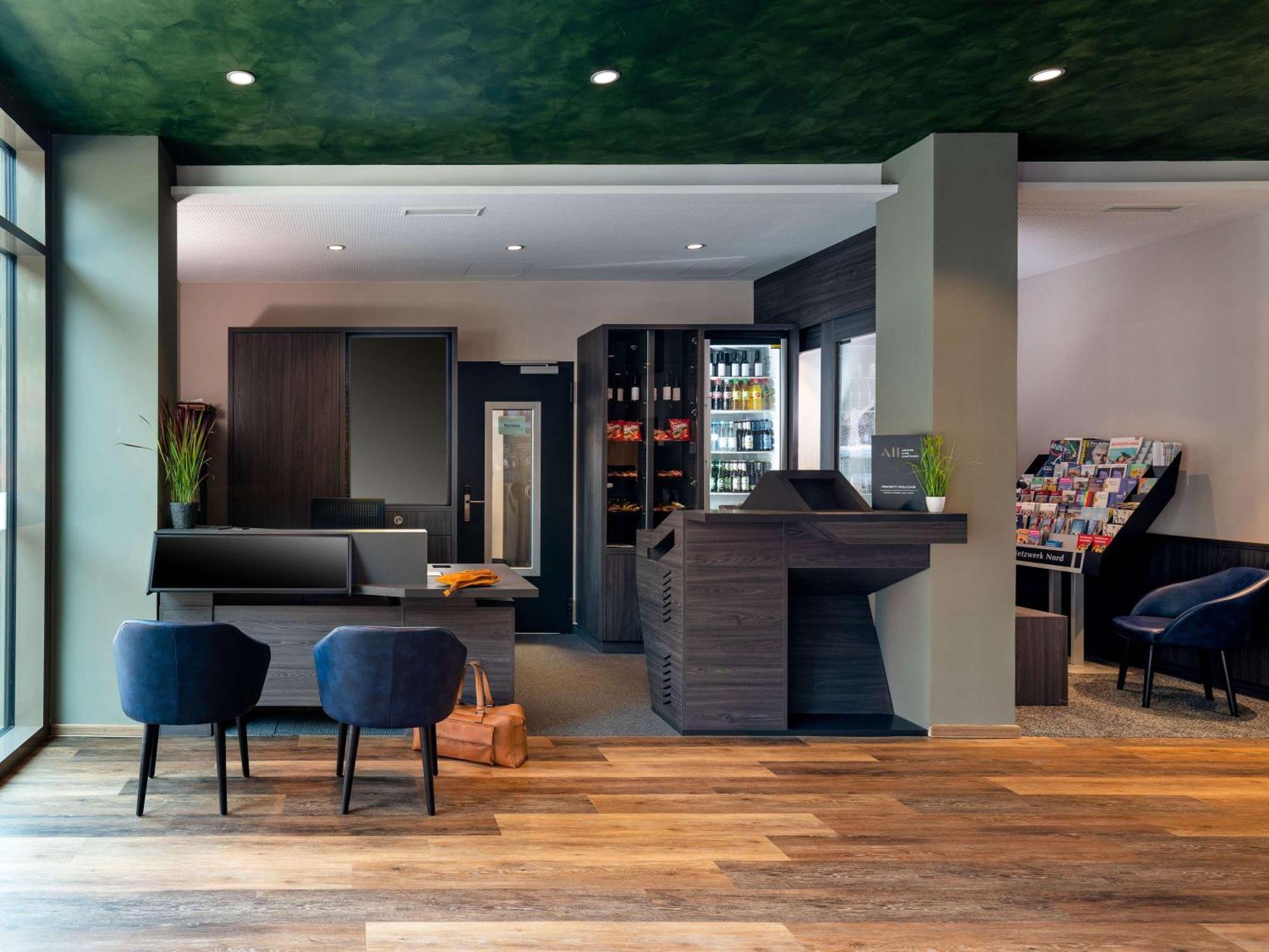 ホテル Ibis Styles Hamburg Barmbek エクステリア 写真