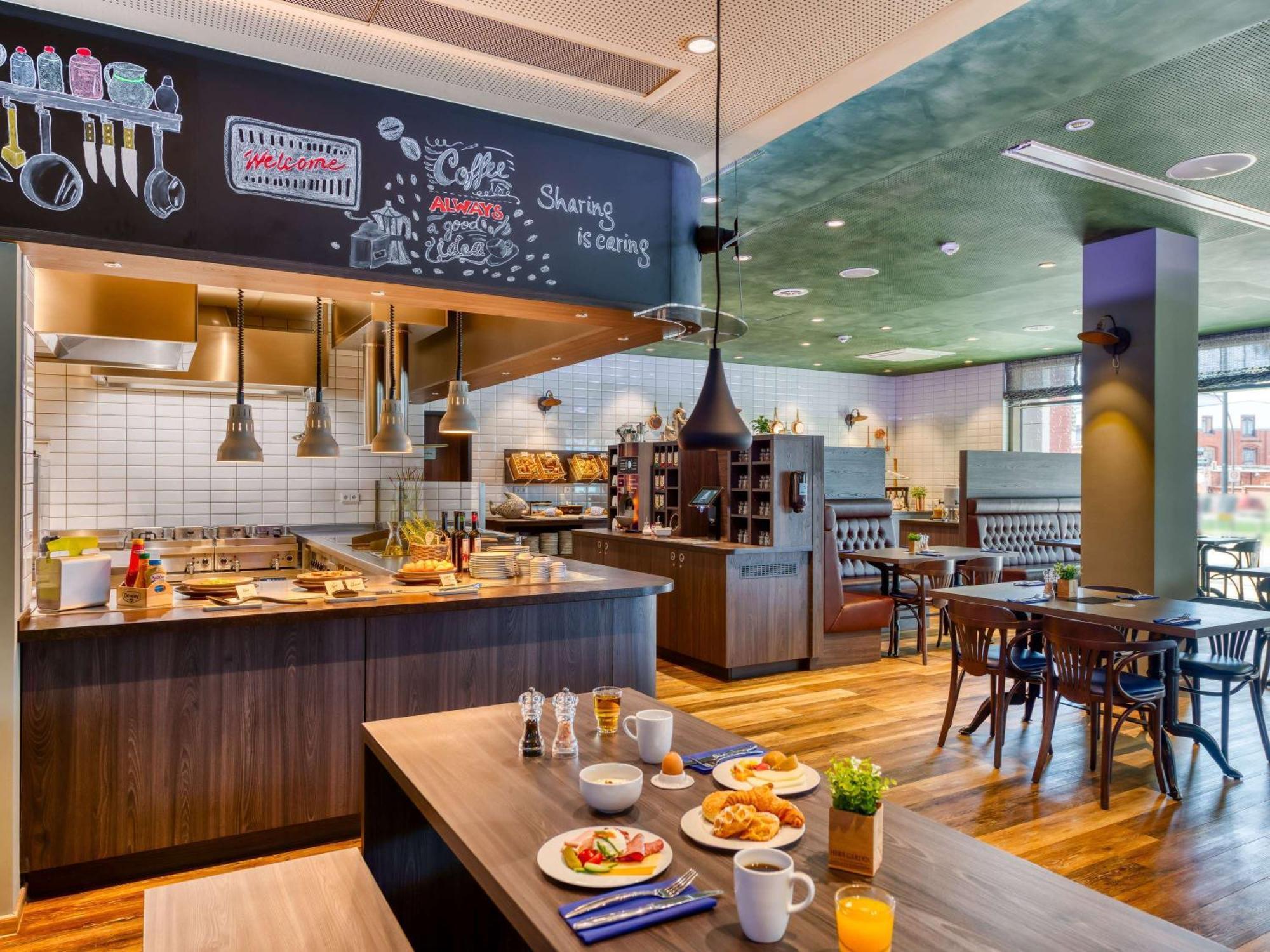 ホテル Ibis Styles Hamburg Barmbek エクステリア 写真